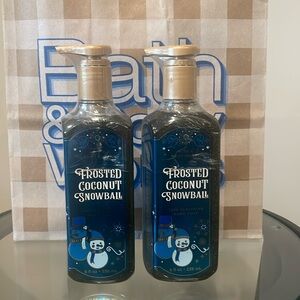 Bath & Body Works Deep Cleansing Hand Soap - Frosted Coconut Snowball Scent